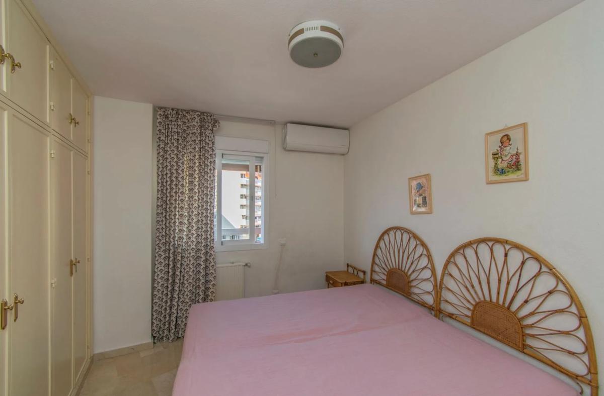 Venta de piso en Calle Camilo José Cela, Marbella
 photo 2