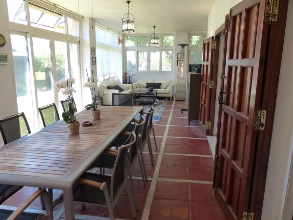 Chalet independiente en venta en Calle Maestro Don Jose Molina, Marbella
 photo 2