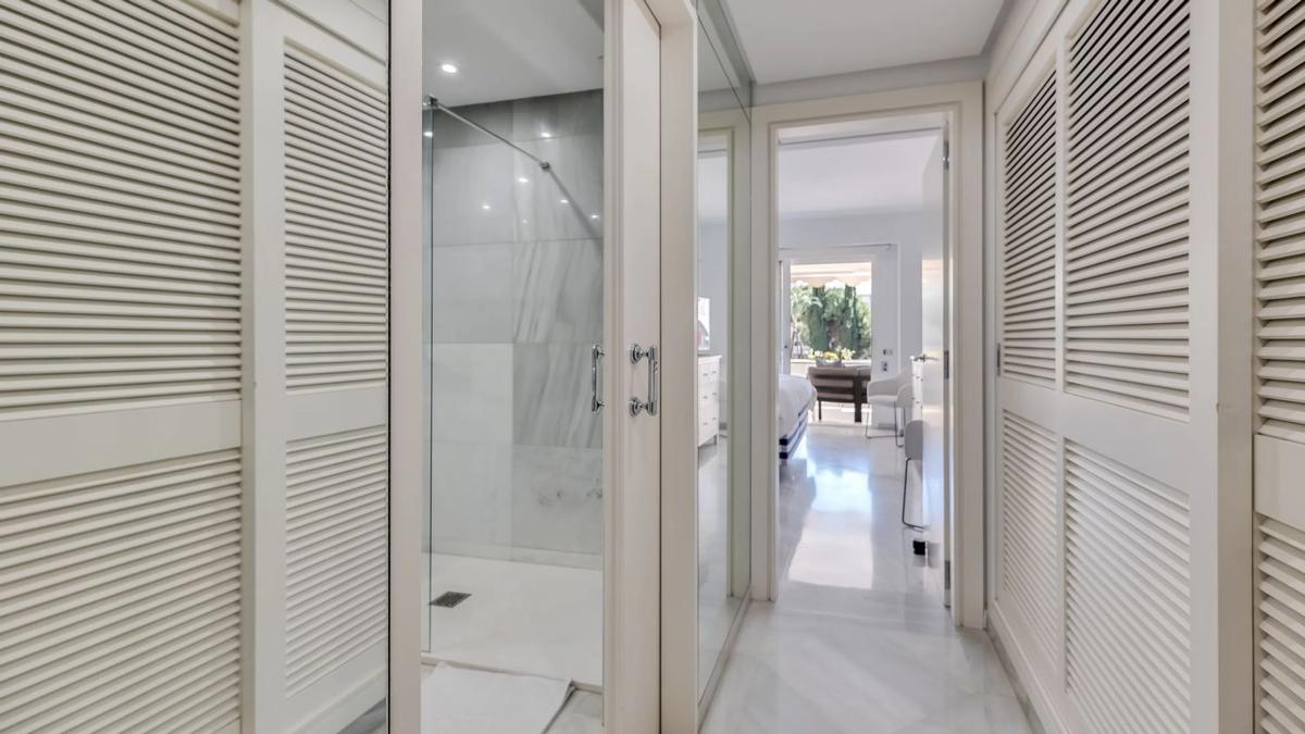 Venta de piso en Calle Arturo Rubinstein, Marbella
 photo 4