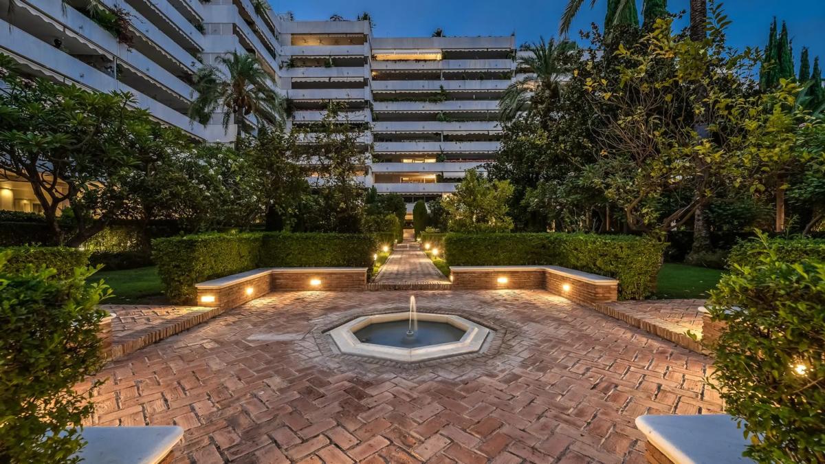 Venta de piso en Calle Arturo Rubinstein, Marbella
 photo 5