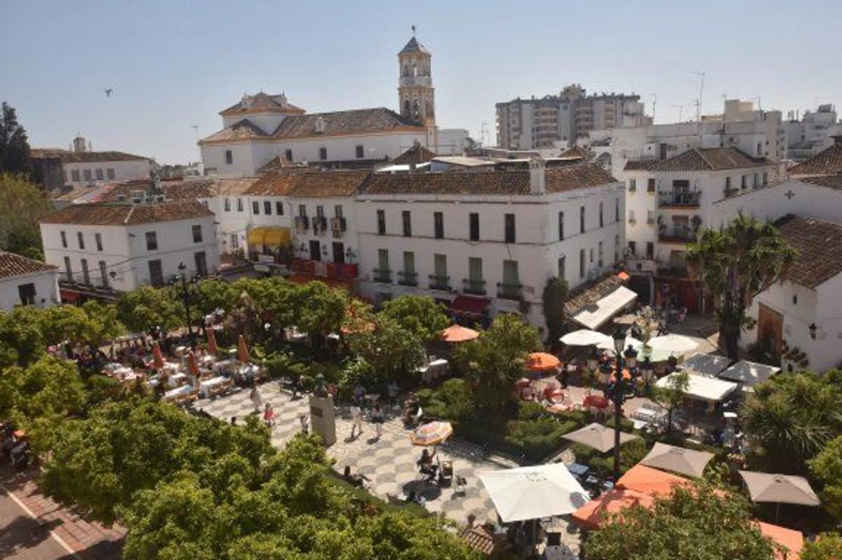 Venta de chalet adosado en  Calle Lobatas , Marbella photo 5
