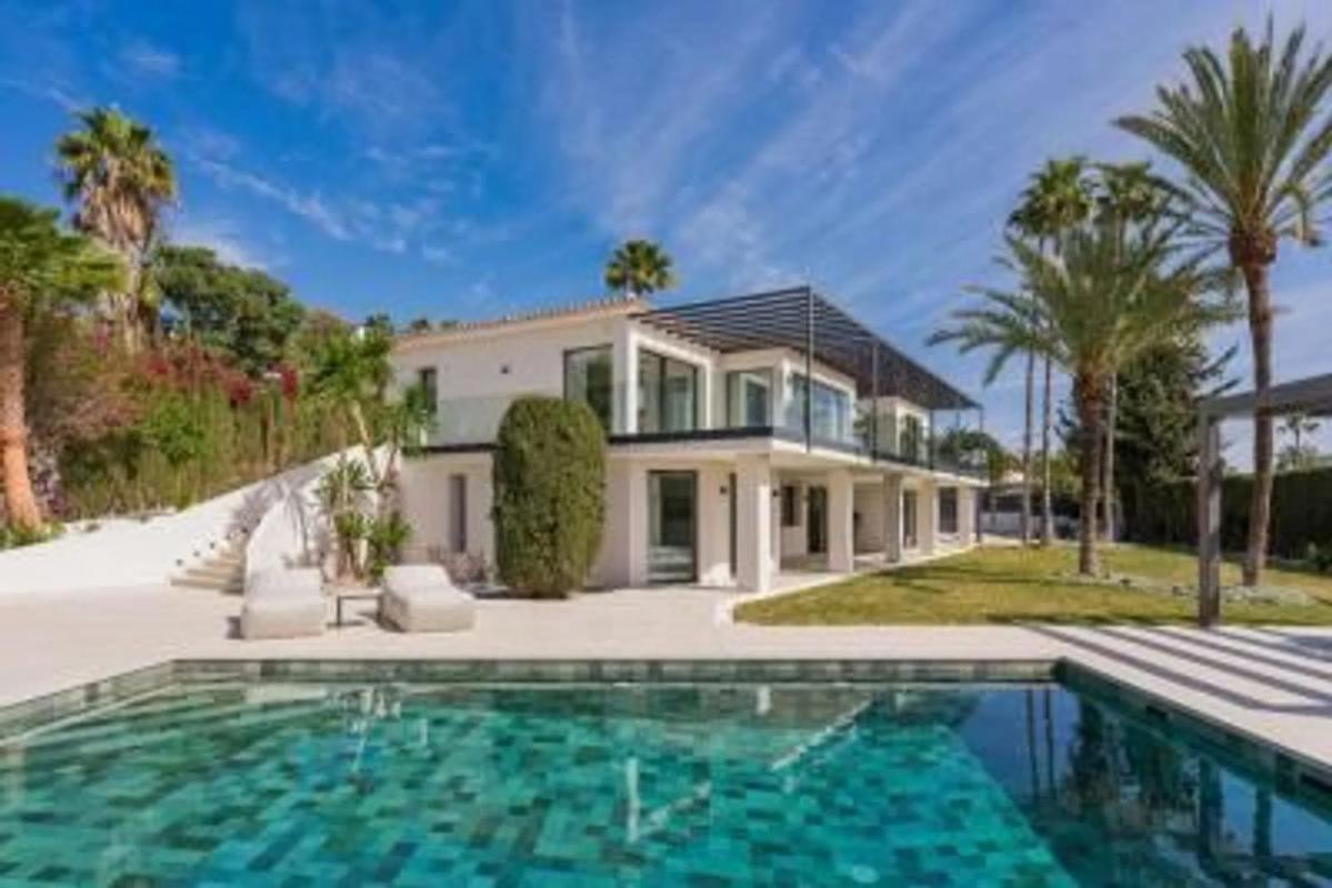 Venta de chalet independiente en Barrio Casco Antiguo, Marbella
photo 2