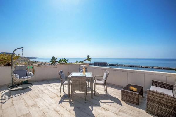 Ático en venta en Barrio Casco Antiguo, Marbella photo 1