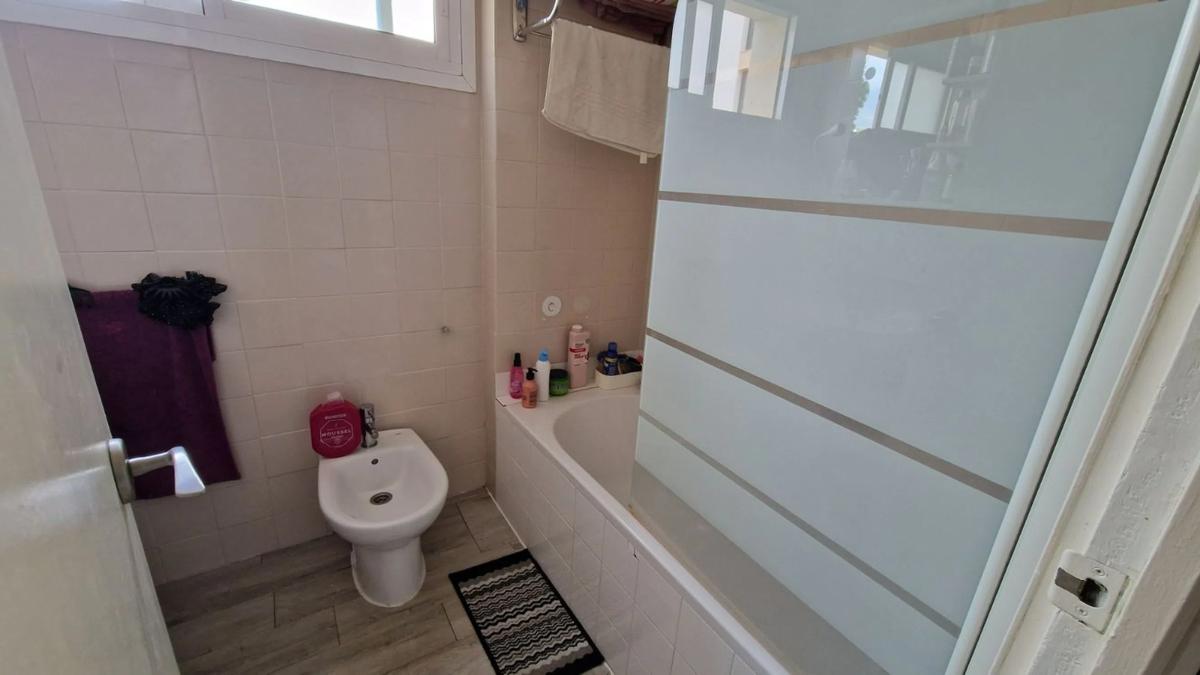 Venta de estudio en Calle Camilo José Cela, 3, Marbella photo 5