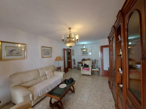 Piso en venta en Barrio Miraflores, Marbella
photo 1