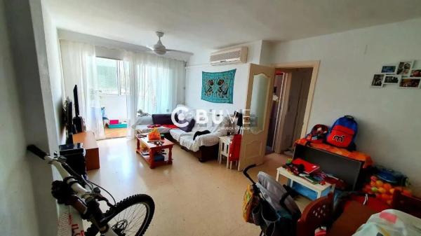 Piso en venta en Calle Isabel II, Marbella
photo 1