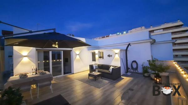 Ático en venta en  Barrio Playa de la Fontanilla, Marbella photo 4
