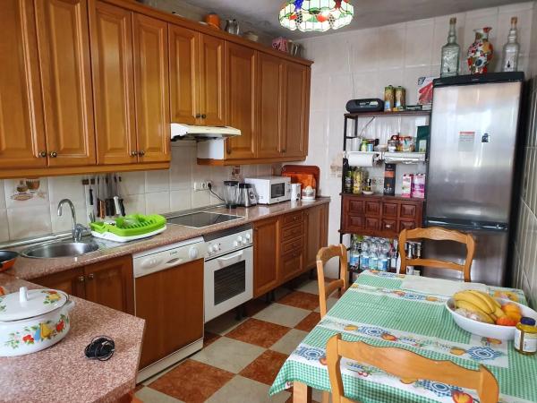 Четырехквартирный дом на продажу на  Calle Lobatas s/n , Марбелла photo 4