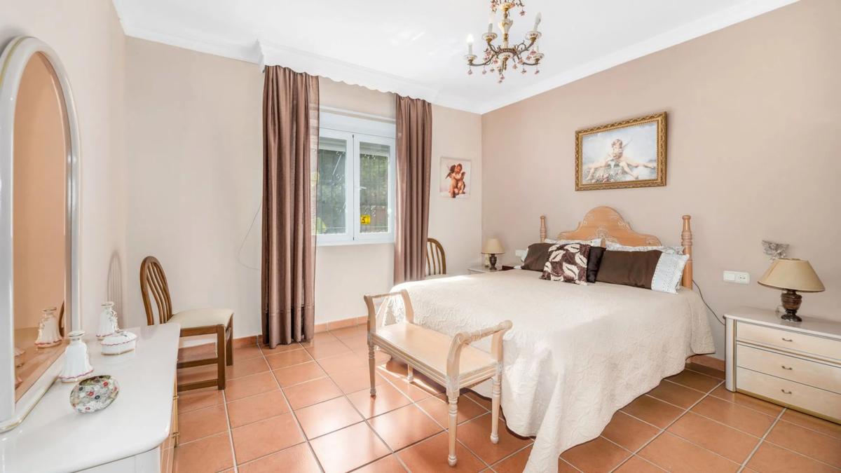 Venta de chalet independiente en Calle Borgoña, Marbella
photo 5