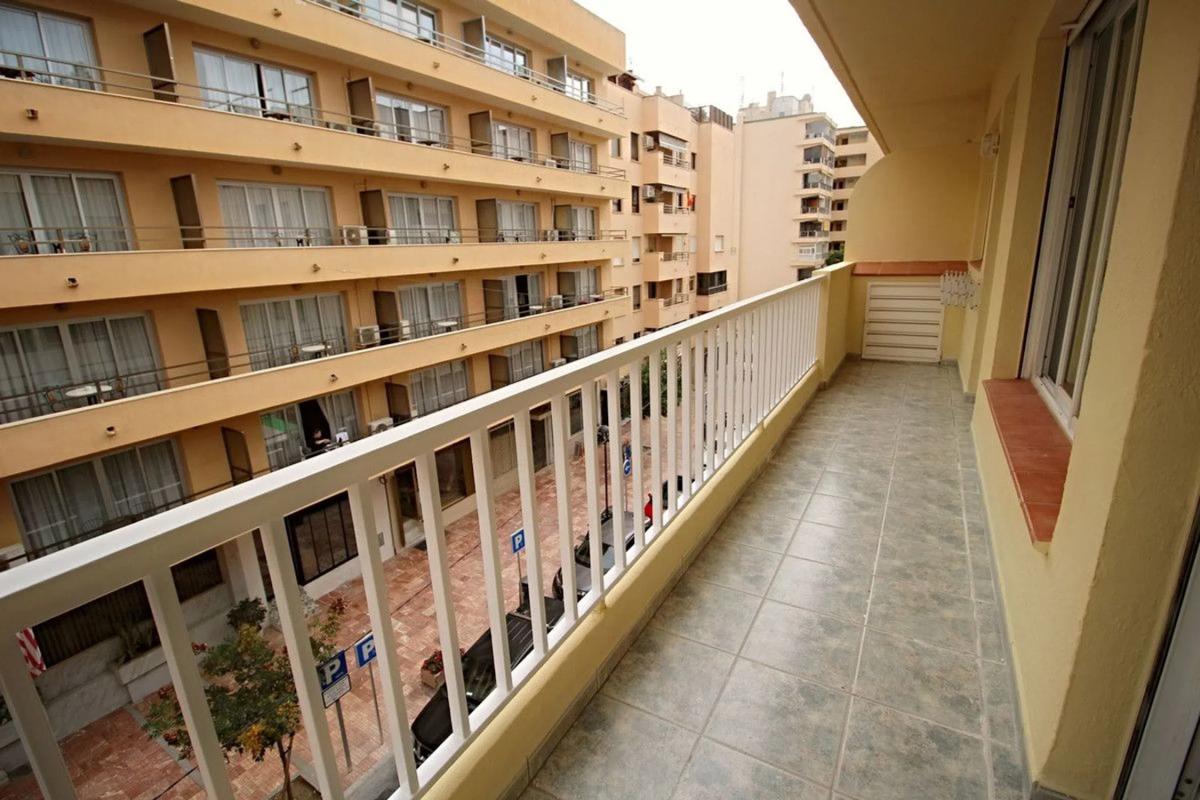 Sprzedaż mieszkania w Calle Virgen del Pilar, Marbella
photo 3