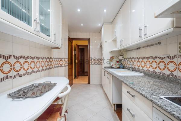 Piso en venta en Avenida Ricardo Soriano, Marbella
 photo 4
