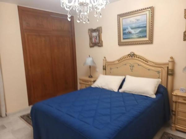 Piso en venta en Calle Camilo José Cela, 12, Marbella
 photo 4