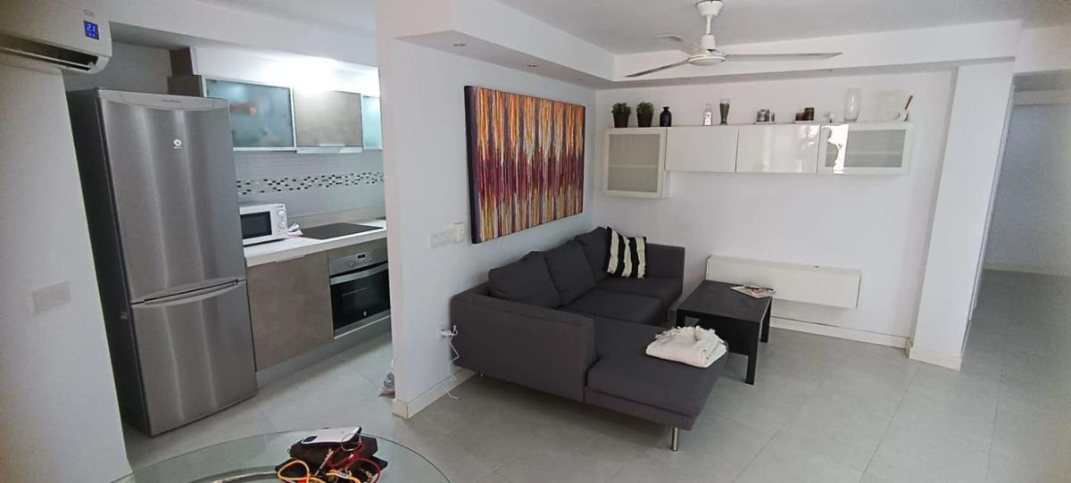 Sale of apartment in Barrio Playa Bajadilla-Puertos, Marbella
 photo 5