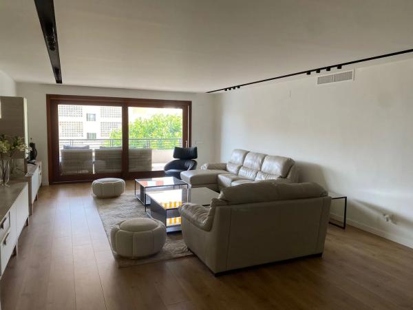 Piso en venta en Avenida Ricardo Soriano, Marbella
thumbnail 2