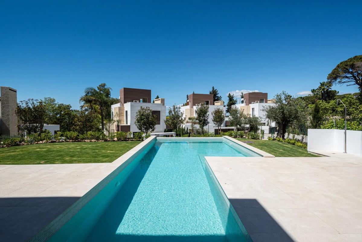 Sprzedaż niezależnego domku jednorodzinnego w Barrio La Merced, Marbella photo 4