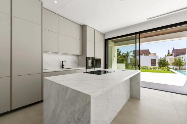 Chalet independiente en venta en Barrio La Merced, Marbella
 photo 1