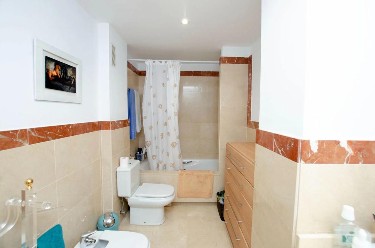Venta de piso en Calle Pintor Pacheco, 1, Marbella
photo 1