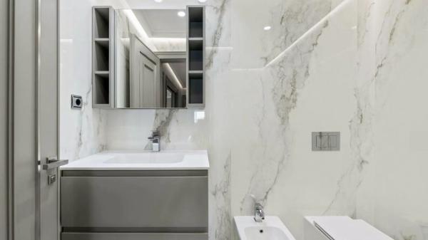 Apartment for sale in Calle Camilo José Cela, 19, Marbella thumbnail 1