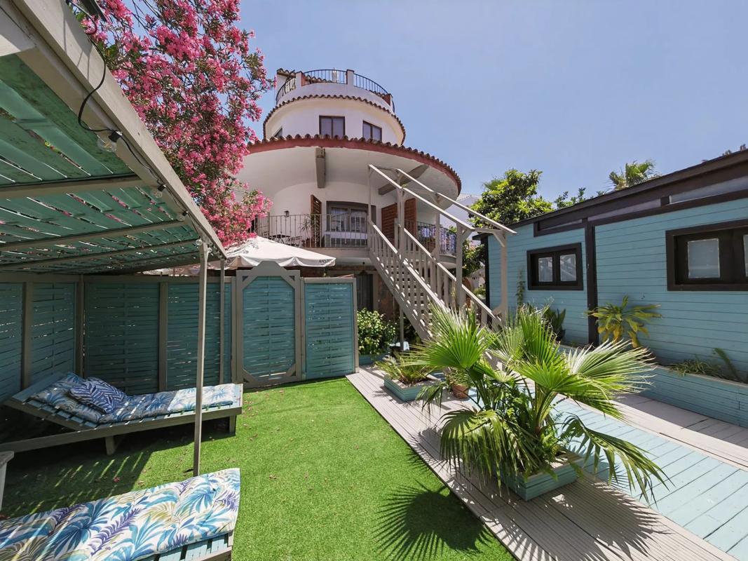 Продажа отдельного шале в Barrio Miraflores, Марбелла photo 2