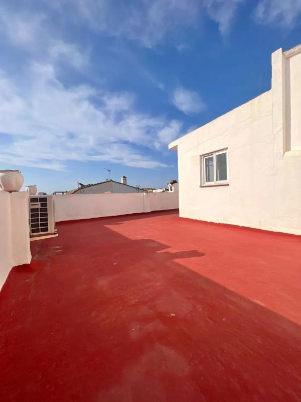 Venta de chalet adosado en  Calle Ancha s/n , Marbella photo 2
