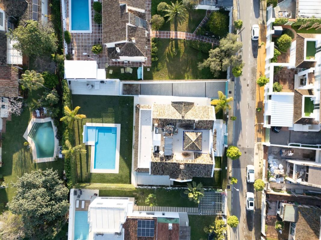 Продажа отдельного шале в Barrio Huerta Belón-Calvario, Марбелла photo 5