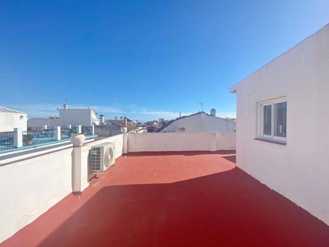 Venta de chalet adosado en Barrio Casco Antiguo , Marbella photo 3