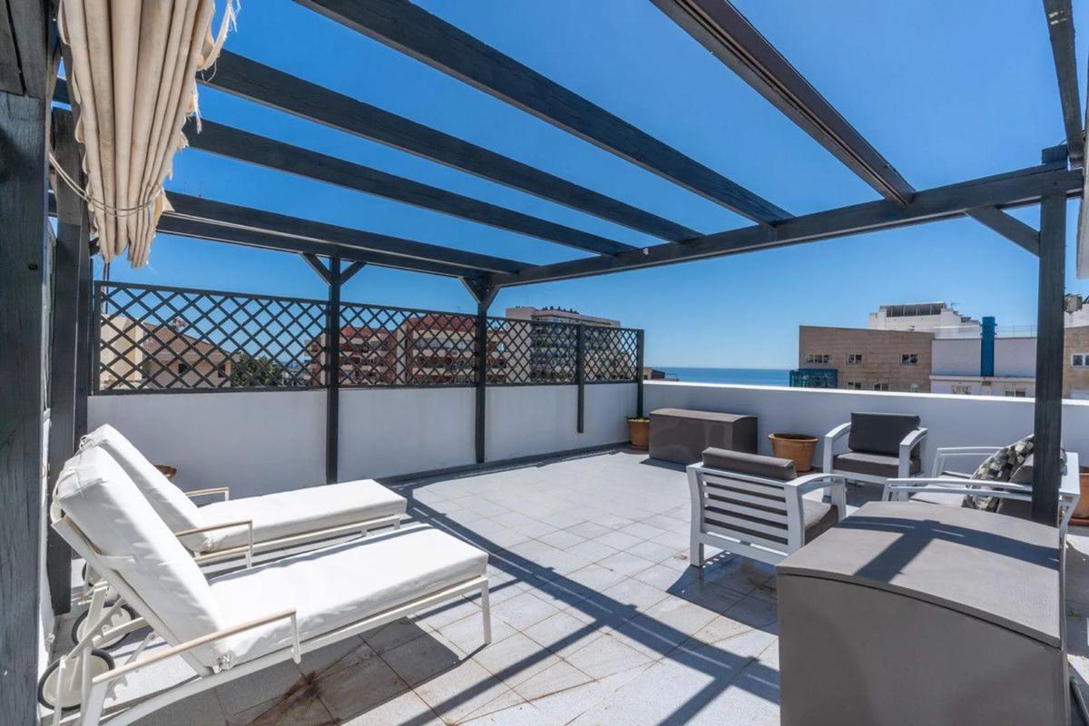 Sprzedaż poddasza w  Barrio Playa Bajadilla-Puertos, Marbella photo 3