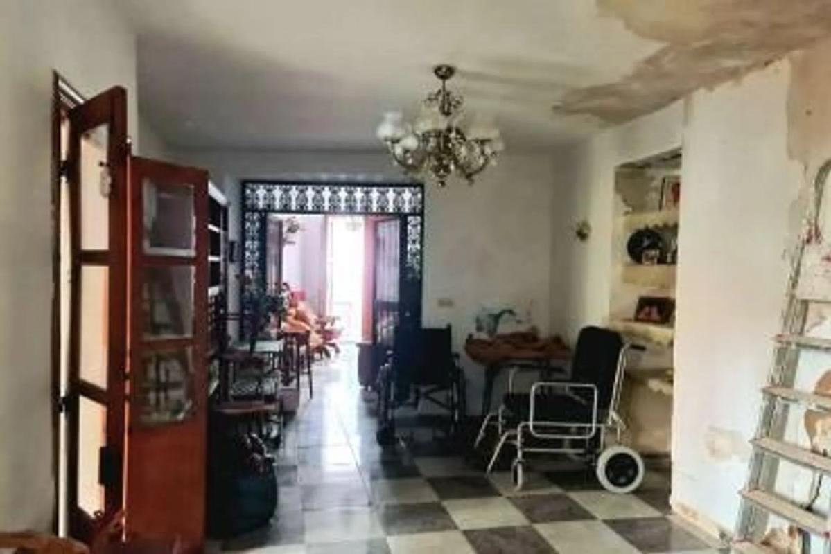 Sprzedaż niezależnego domku jednorodzinnego w  Barrio Casco Antiguo, Marbella photo 3