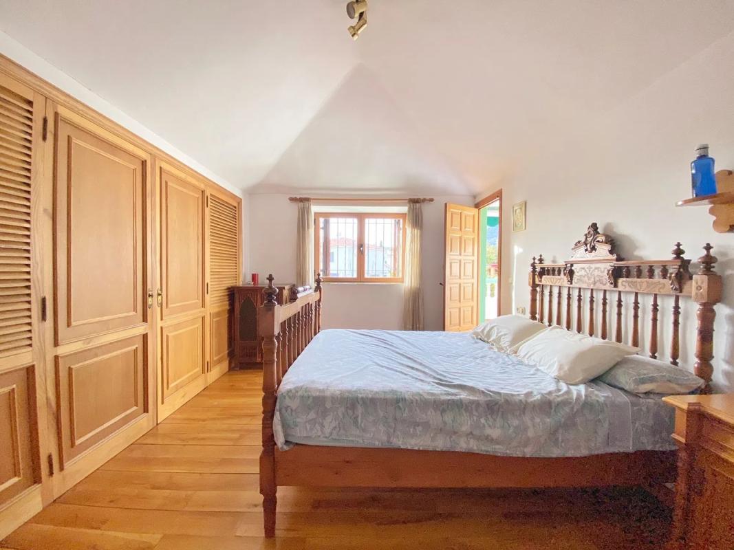 Продажа отдельного шале в Barrio Valdeolletas-Las Cancelas-Xarblanca, Марбелла photo 5