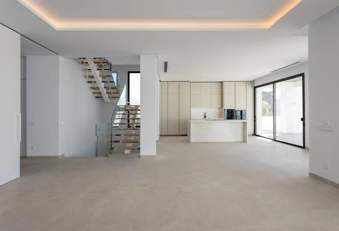 Venta de chalet independiente en Calle Vigil de Quiñones, 4, Marbella
photo 2