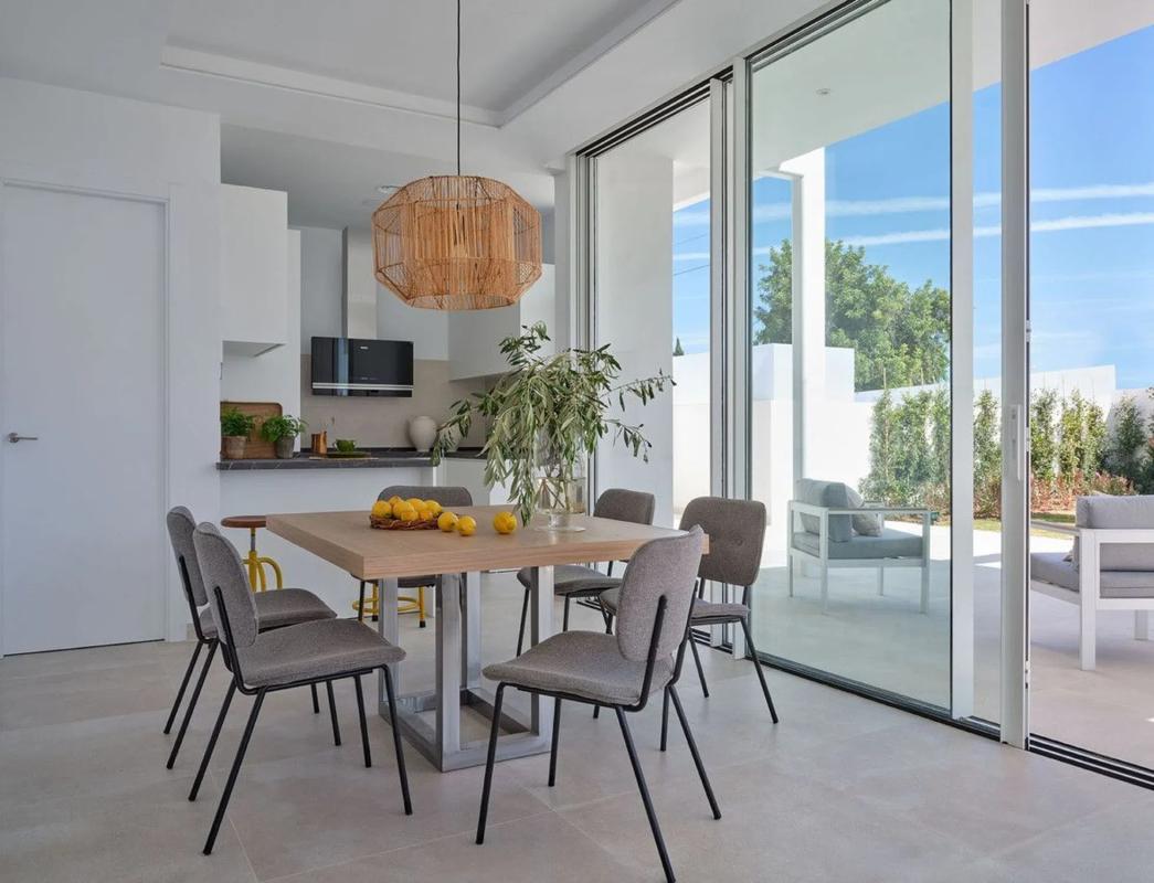 Venta de chalet independiente en Paseo de los Jazmines s/n, Marbella
 photo 2