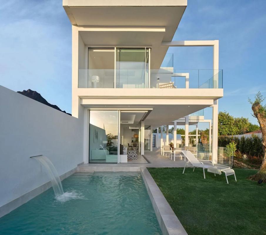 Venta de chalet independiente en Paseo de los Jazmines s/n, Marbella
 photo 4
