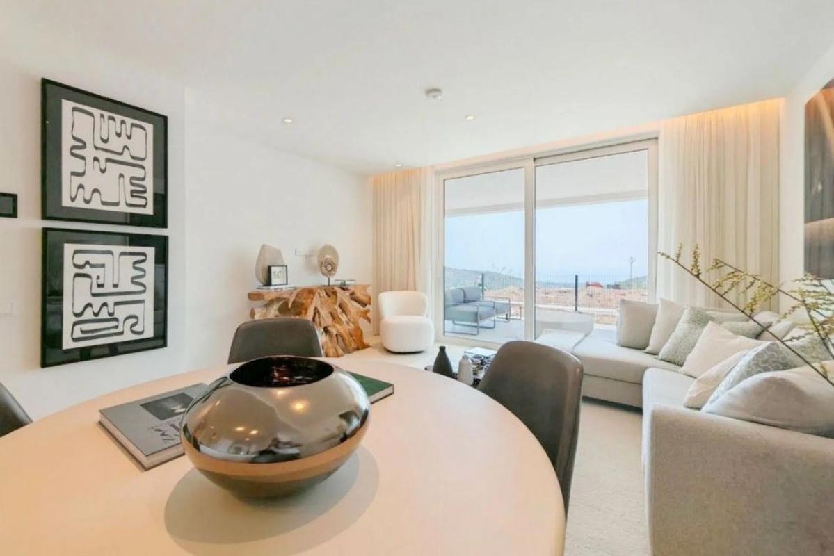 Venta de piso en Barrio Huerta del Prado-La Montua, Marbella
photo 2
