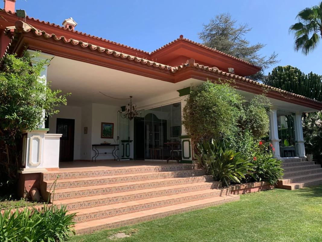 Продажа отдельного шале в Calle la Pimienta, 1, Марбелла photo 4