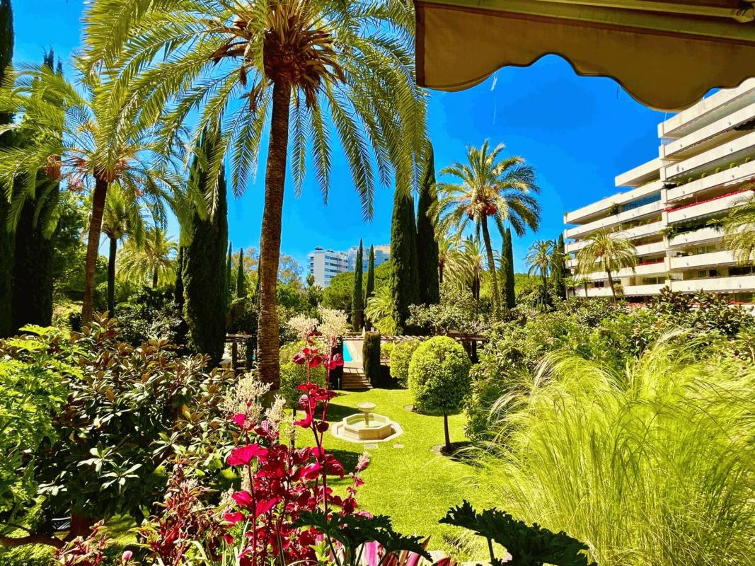 Venta de piso en Barrio Playa de la Fontanilla, Marbella
 photo 2