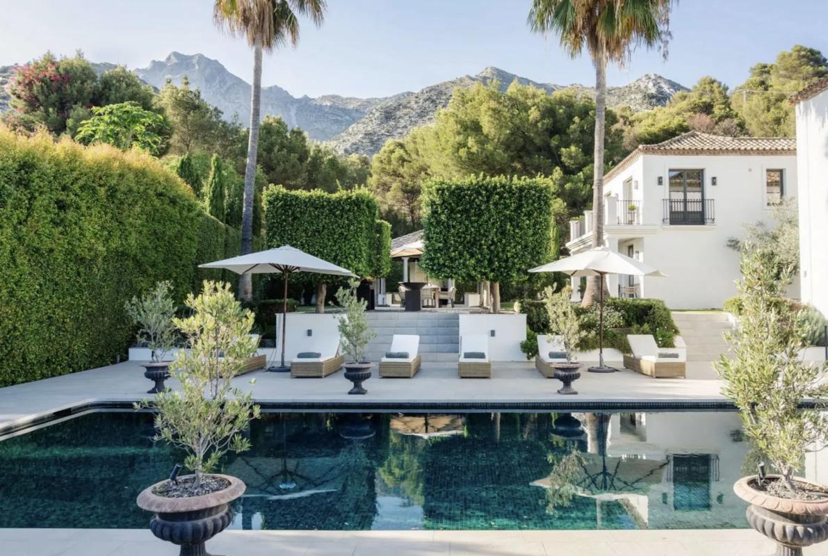 Sprzedaż niezależnego domku jednorodzinnego w Barrio Puente Romano, Marbella photo 2