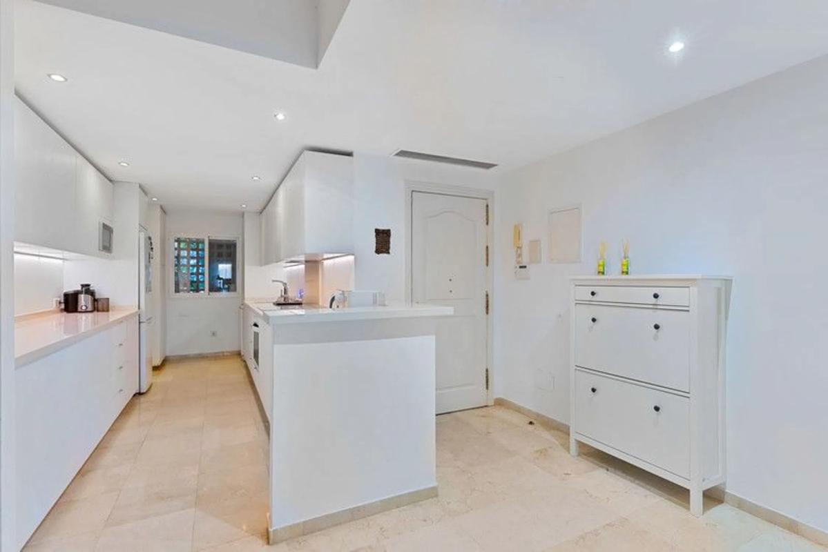 Venta de piso en Barrio Nagüeles, Marbella
photo 2