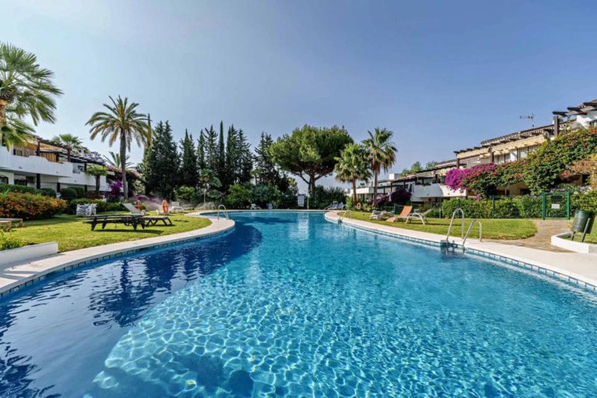 Sale of apartment in Barrio Sierra Blanca, Marbella
photo 5