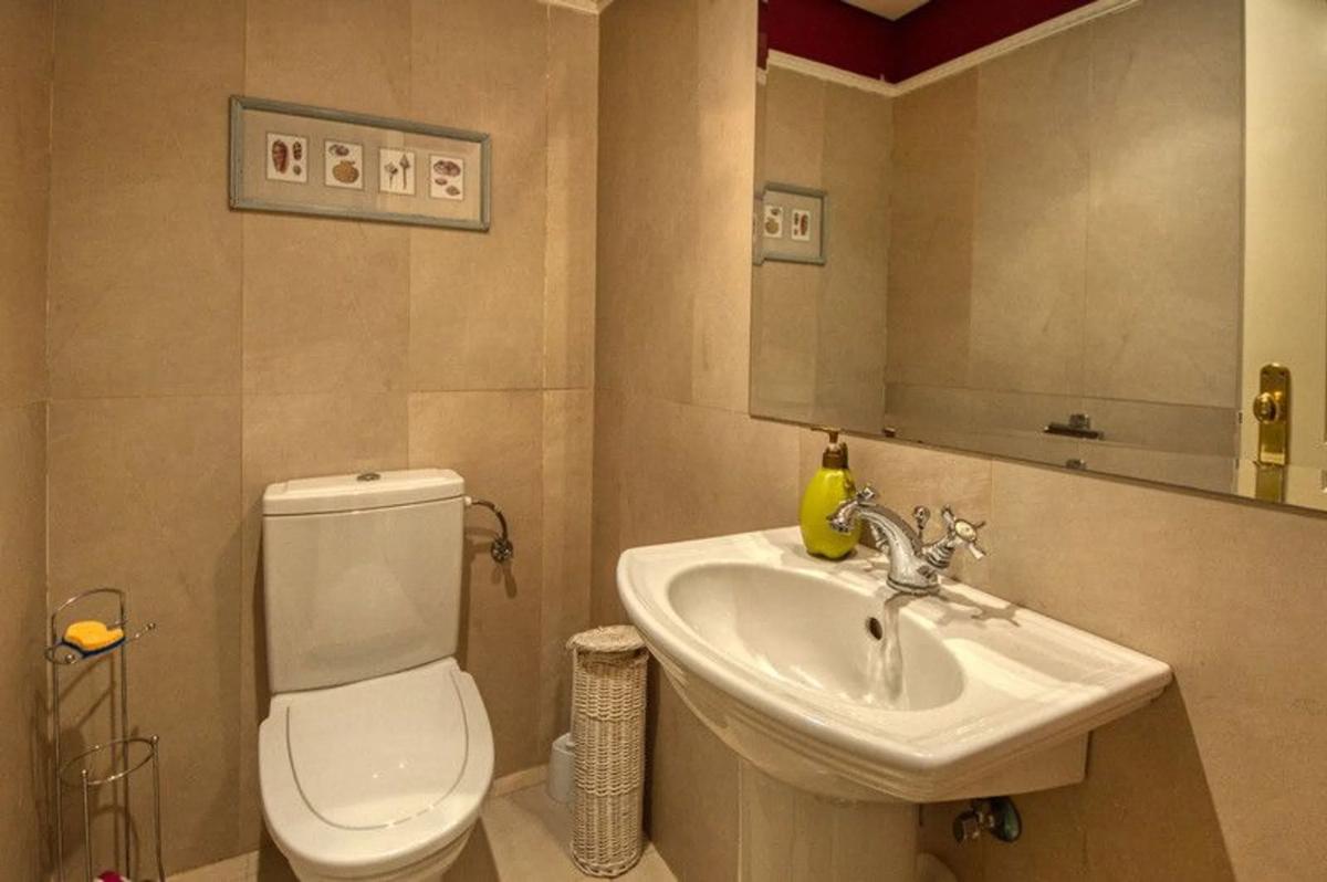 Venta de piso en Barrio Sierra Blanca, Marbella
 photo 2