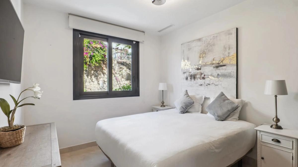 Venta de chalet adosado en  Calle Rocio, 7 , Marbella photo 4