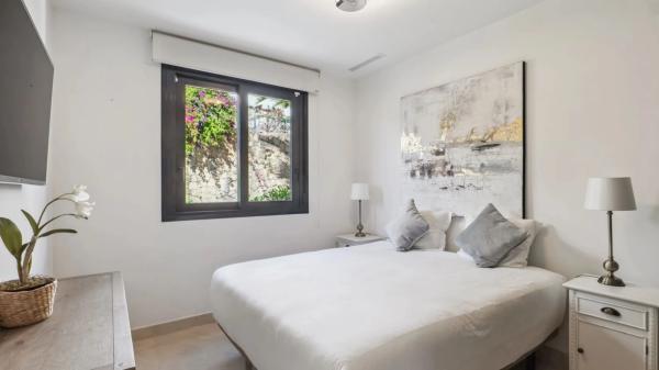Chalet adosado en venta en  Calle Rocio, 7 , Marbella photo 4