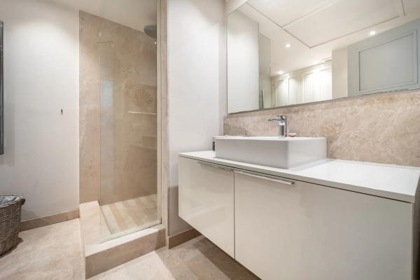 Penthouse for sale at Barrio Puente Romano, Marbella photo 1