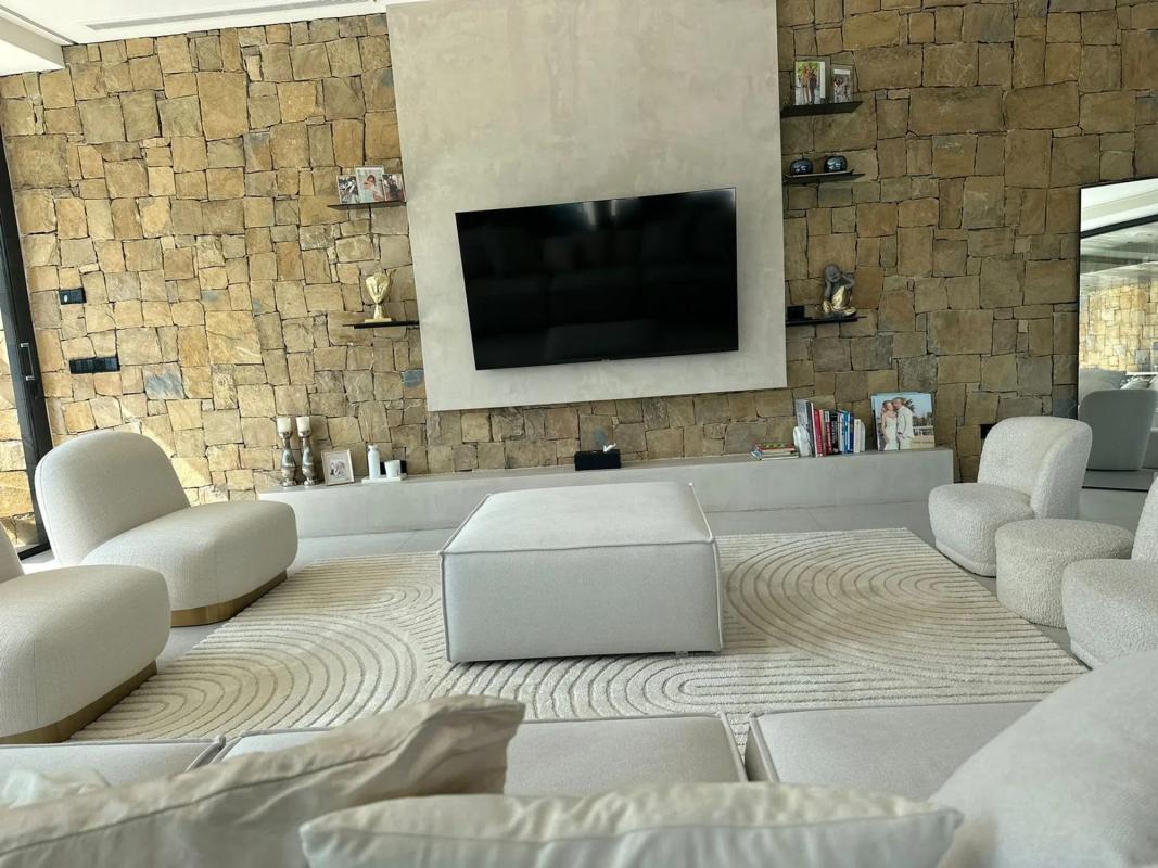 Sprzedaż niezależnego domku jednorodzinnego w  Barrio Sierra Blanca, Marbella photo 3
