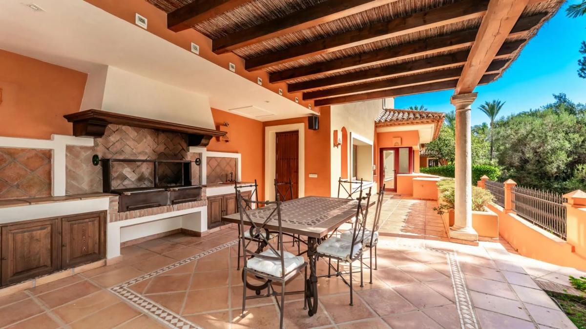 Продажа отдельного шале в Barrio Sierra Blanca, Марбелла photo 2