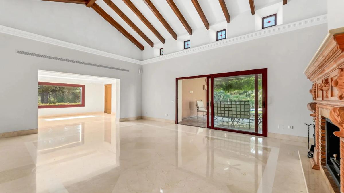 Продажа отдельного шале в Barrio Sierra Blanca, Марбелла photo 4
