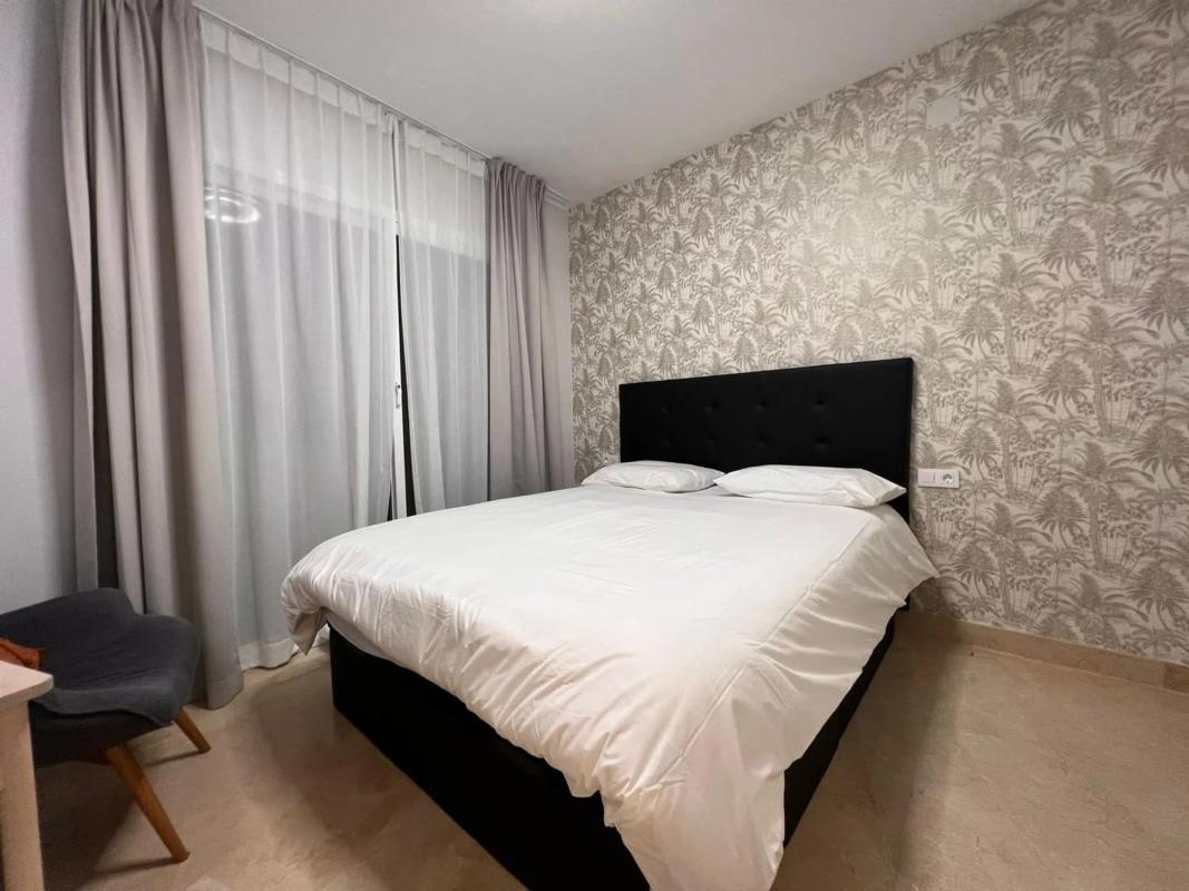 Sale of apartment in Barrio Las Lomas de Río Verde, Marbella
photo 2