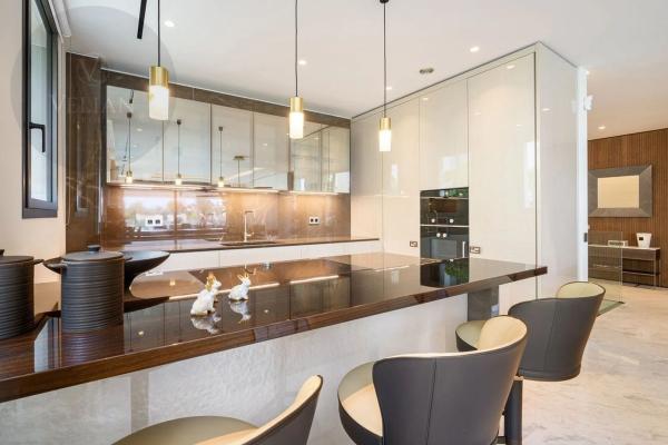 Piso en venta en Golden Mile, Marbella
 photo 1