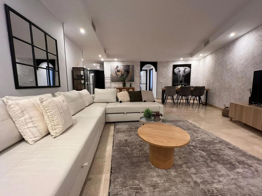 Sale of apartment in Barrio Las Lomas de Río Verde, Marbella
photo 5
