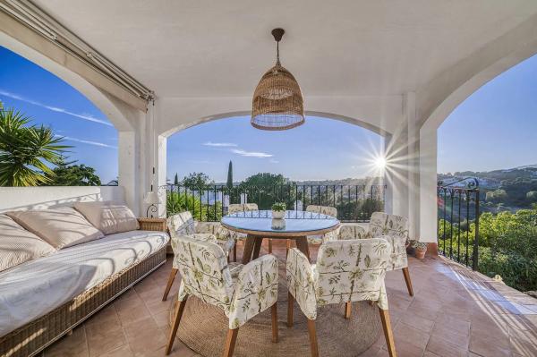 Duplex for sale on Barrio Nagüeles, Marbella thumbnail 1