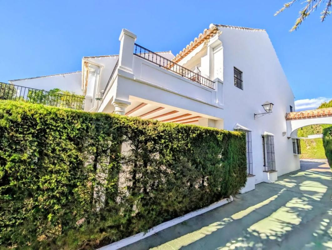Sprzedaż szeregowego domku w Barrio Nagüeles , Marbella photo 5